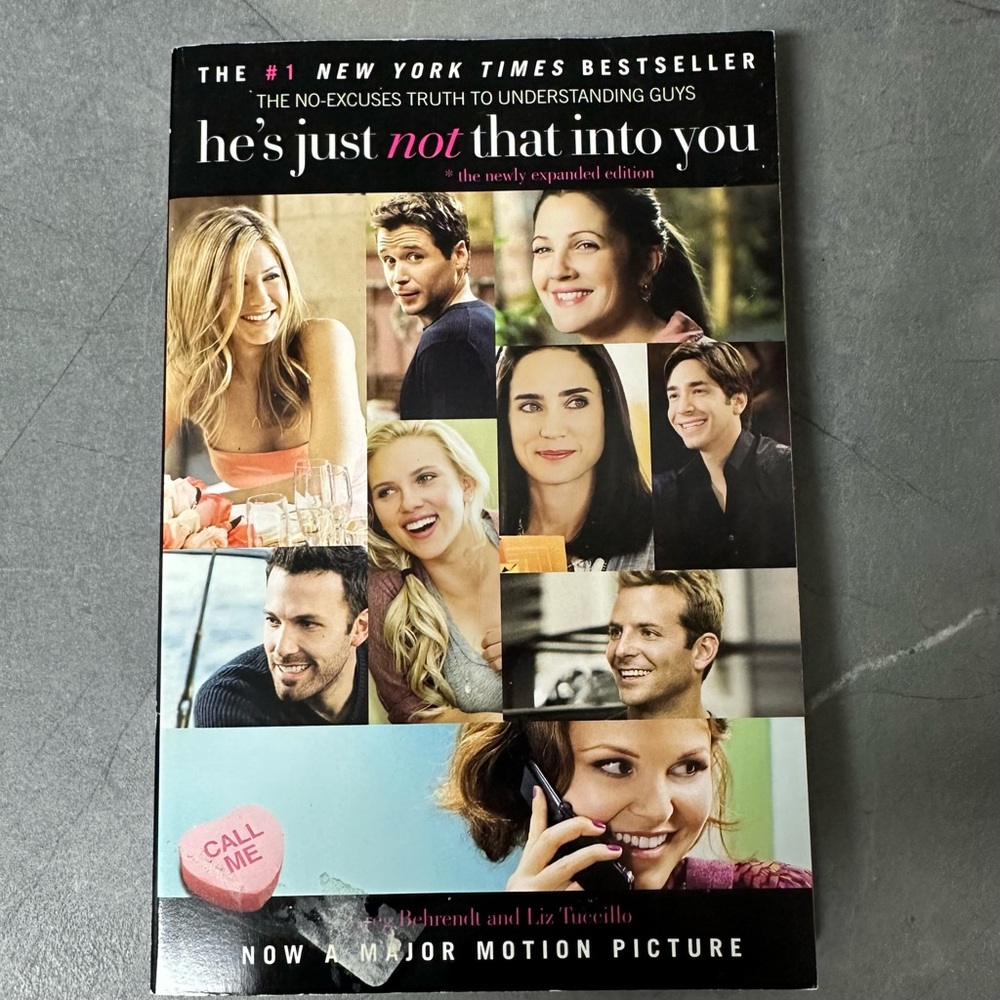 The #1 New York Times Bestseller’He’s Just Not That Into You ‘
